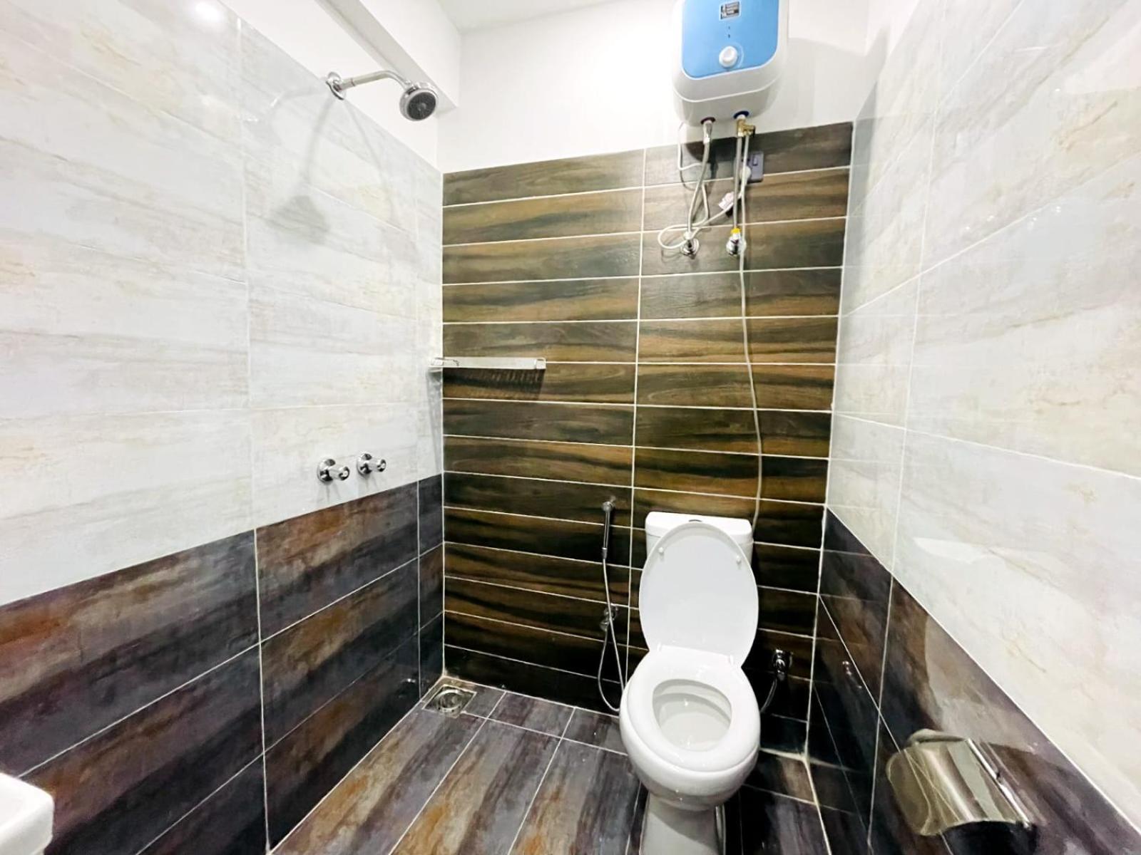 Eiffel Luxury Apartments Lahor Dış mekan fotoğraf