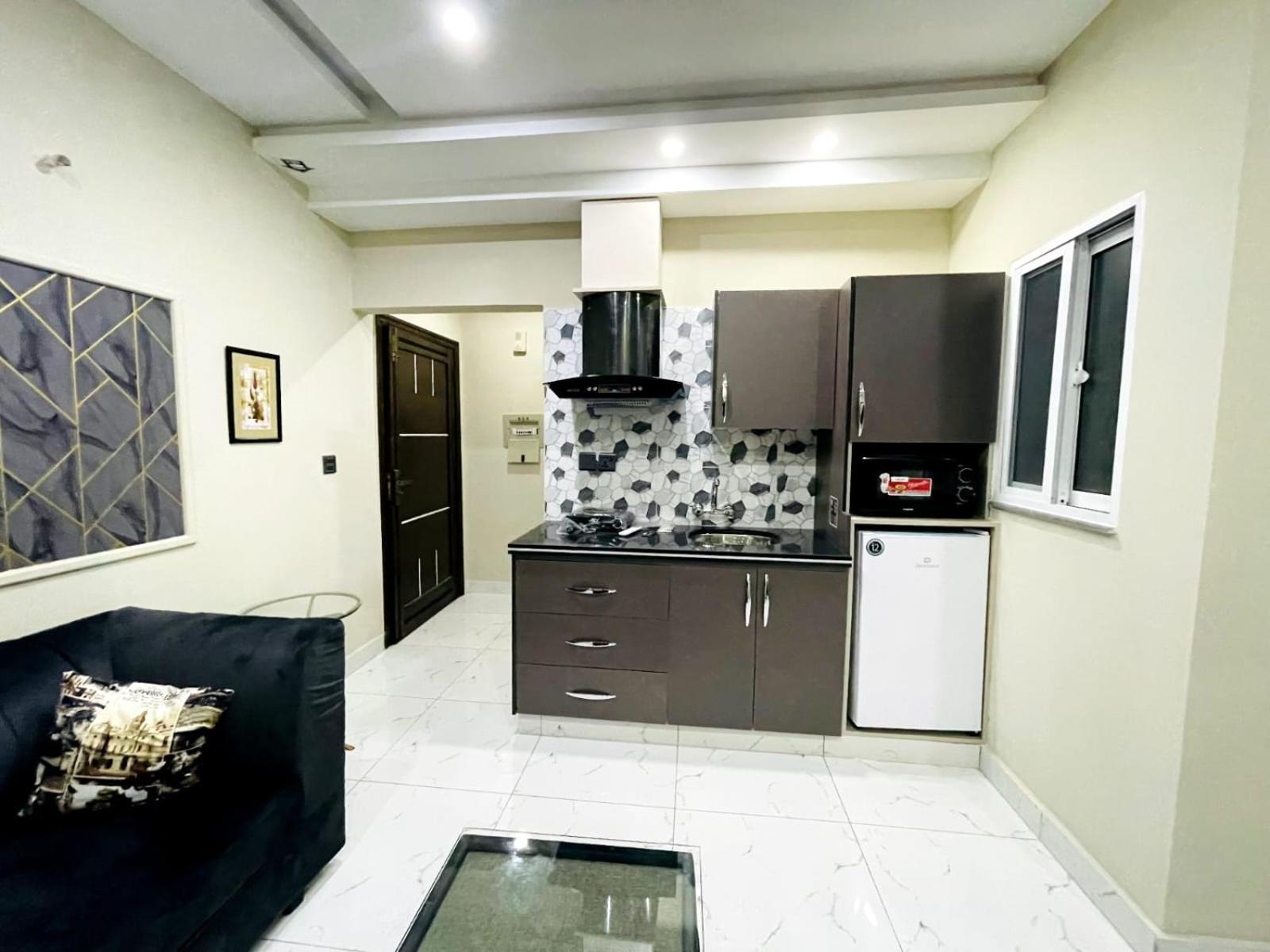 Eiffel Luxury Apartments Lahor Dış mekan fotoğraf